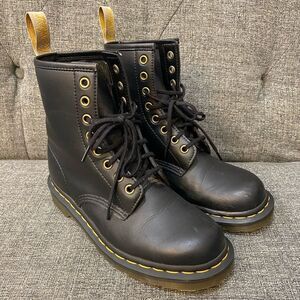 Dr. Martens Vegan 14045 Lace Up Boots Women Size 7